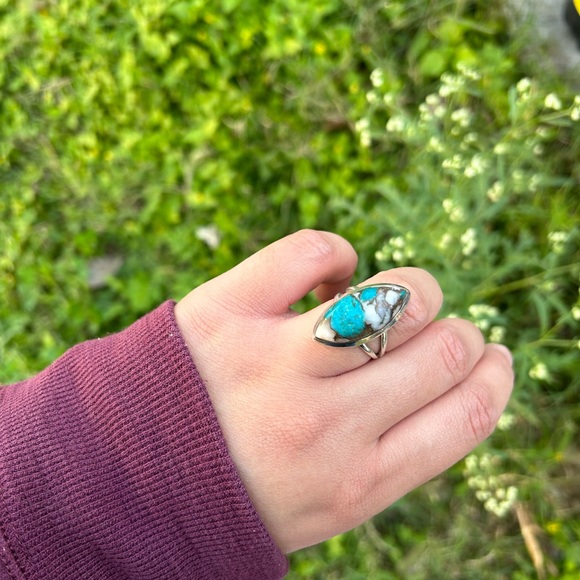 Turquoise ring, set in 925 Sterling silver. Unique handmade boho ring. - Picture 4 of 4